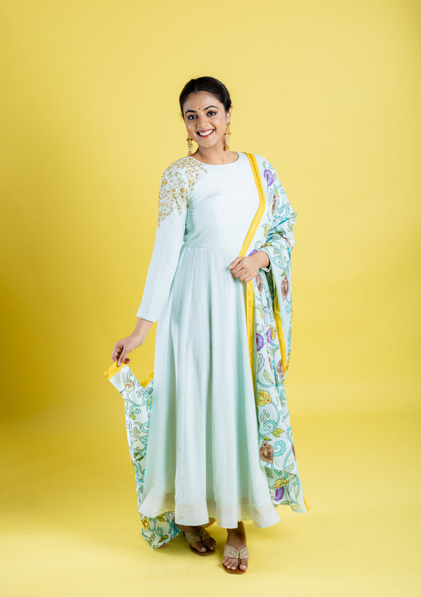 Pure crepe silk hand embroidered anarkali cubbed with pure silk kalamkari dupatta, which has got the katha work highlight all across