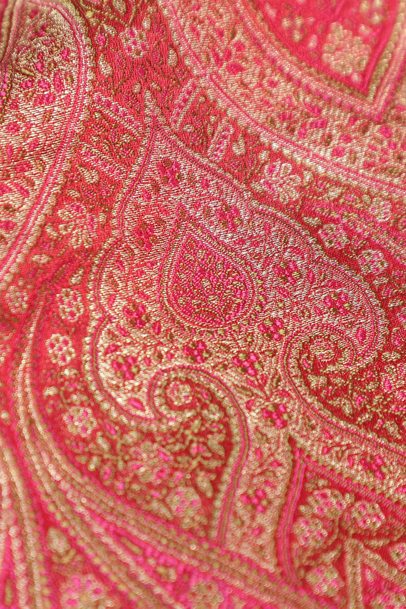 Pure Banarasi Jamdani Fabric – Water Zari, Red & Pink   (1 Meter)